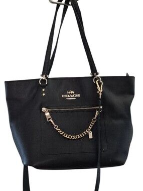 Coach Molly Gallery Tote in Black Crossgrain Leather with Goldtone Hardware